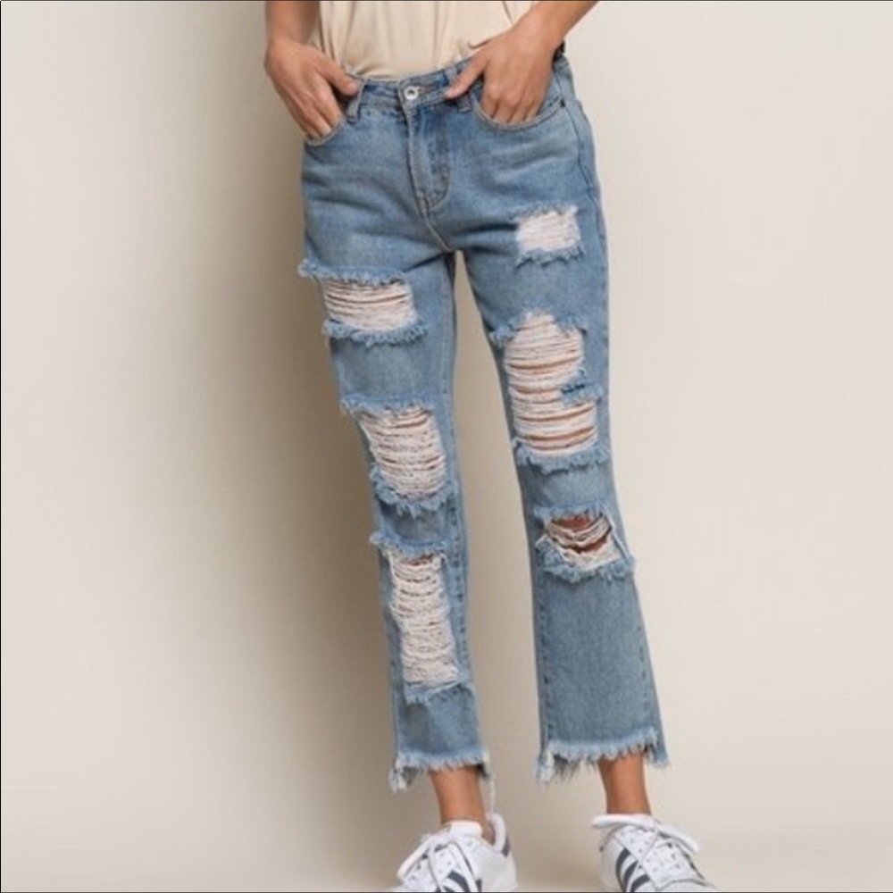 💃🏻Brooklyn Boyfriend Distreesed Jeans - Picture 8 of 10